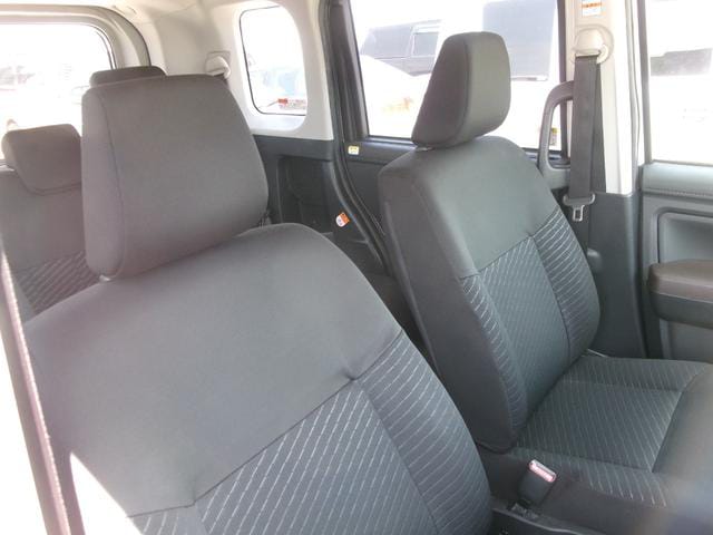 Toyota Roomy 2019